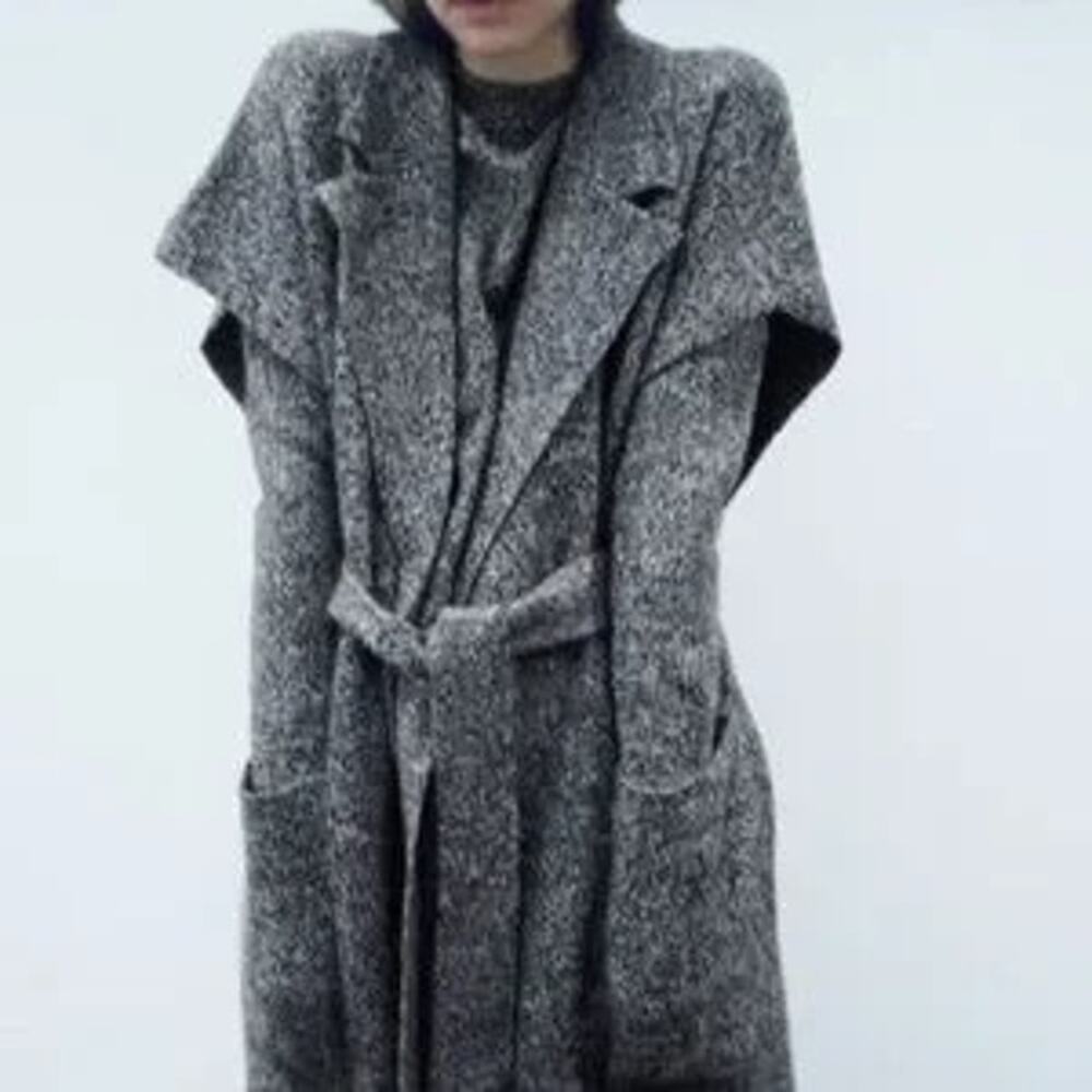 SLEEVLESS BELTED OPENFACE CARDIGAN VEST